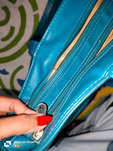 Caprese Shoulder Bag For Women 💐