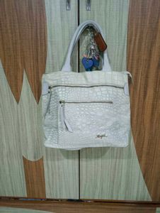 Chic White Croco Embossed Tote Bag