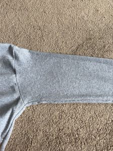 I am selling my grey colour top
