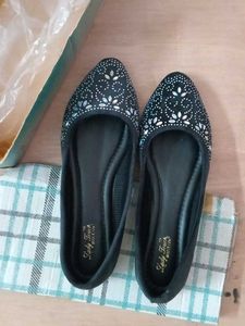 New velvet Sparkling Blue Ballerinas size 38