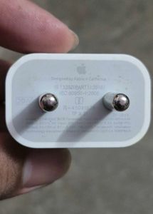 Apple 20W Adapter