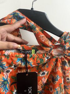 Floral Print slit skirt