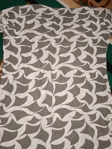 Stylish Grey &amp; White Patterned Kurta