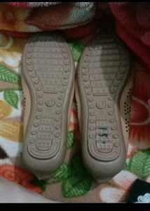 Women Flats Bellie