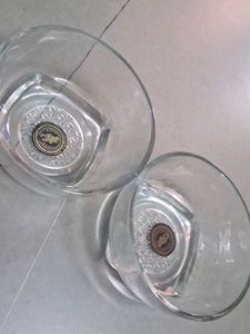 Set of 2 Clear Glass Bowls