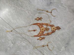16.Stunning Red and Gold Bridal Jewellery Set