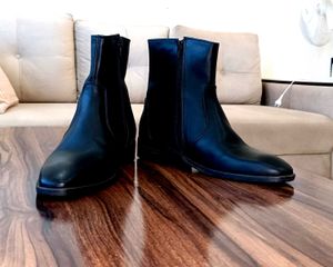 Pure Leather Grain Chelsea Zipper Boots For Men