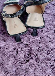 Elegant Black Heels with Embellishment