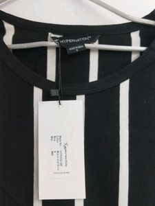 Women's Chic Black &amp; White Striped Asymmetrical To