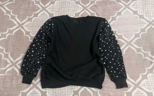 black sweatshirt womens