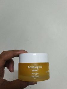 Aqualogica Glow+ Mousse Night Gel
