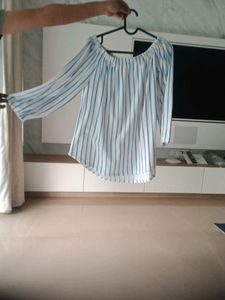 Chic Off-the-Shoulder Striped Blouse