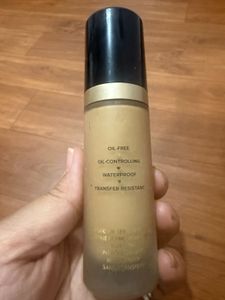 Too Faced Born This Way Foundation