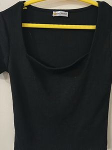Black Square Neck Crop Top