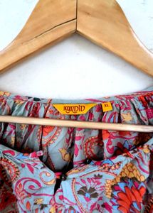 Beautiful Paisley Print Kurta