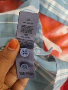 VOI Jeans Blue Checked Casual Shirt – Size M
