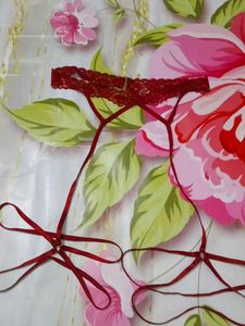 (1200)Red Lace Thong Garter