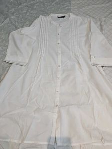 Elegant White Pleated Kurta