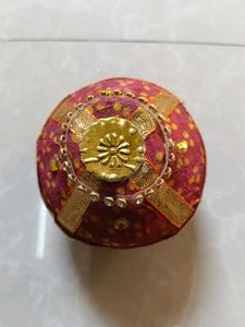 Samput with stone lace for wedding rituals