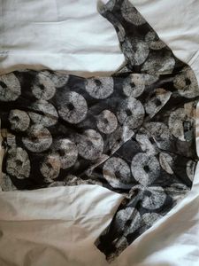 Stylish Black & White Printed Long Sleeve Top