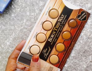 Too Faced Conceling  Set Original With Tag