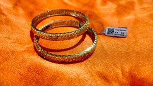 GOLD COVER BANGLE