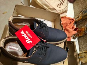 Bata Men's Casual Shoes