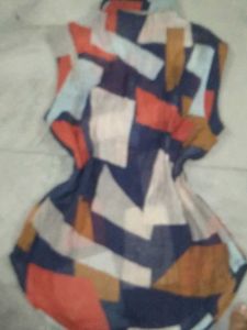 Geometric Print Sleeveless Top