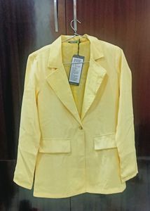 Chic Yellow Blazer