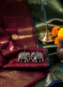 Exquisite Elephant Motif Dangle Earrings