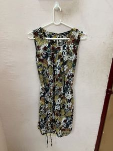 Latin quarters Floral Sleeveless Mini Dress/top