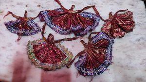 bhagwan ji ki poshak for combo
