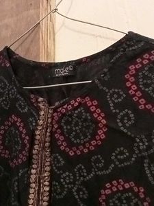 Stylish Bandhani Print Kurta with pants