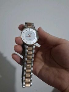 Elegant Women's Quartz Watch