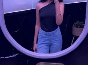 Savana One Shoulder top