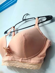Pretty Peach Lace Trim Bra