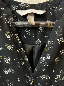 H&amp;M Chic Floral Print Mini Dress