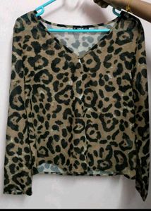 Leopard Print Sheer V-Neck SCHAKET