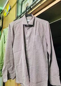 250 each Mens and semi formall sh