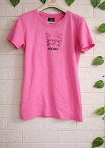 Pink 'Meow' Graphic T-Shirt