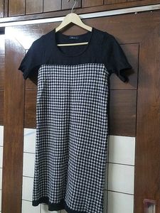 Houndstooth Knit Mini Dress