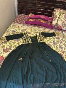 Elegant Green Ethnic Gown with Gold  Embroidery an