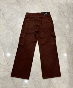 New Jeans Cargo Cut Brown Color