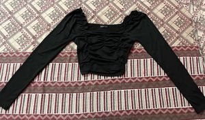 SHEIN Black Ruched Long Sleeve Crop Top