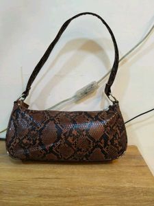 stylish animal printed shoulder bag 💥
