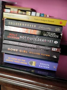 Bundle of 7 Popular Novels