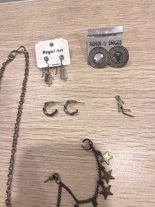 Assorted Women's Jewelry Lot
