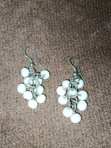 pearl earing