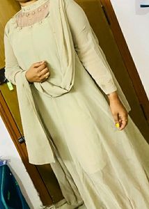 "Stunning Silver Georgette Gown with Dupatta Set - Perfect for Parties and Weddings ✨"