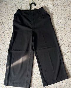 Black Wide Leg Cropped Pants